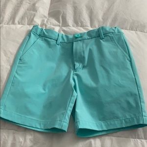 Vineyard Vines shorts